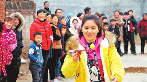 新春走基層丨趣味“村運(yùn)”會(huì) 快樂迎新年