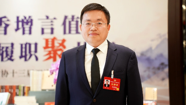 如何讓老人認證不再成子女的操心事？委員建議：靜默認證、