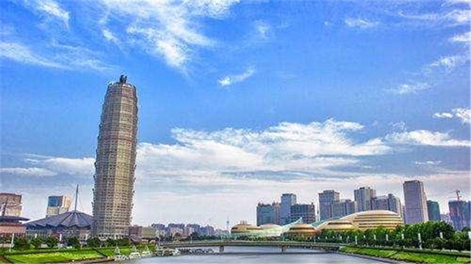 央視春晚鄭州分會(huì)場(chǎng)引發(fā)萬(wàn)眾期待 以春晚為窗口，向世界