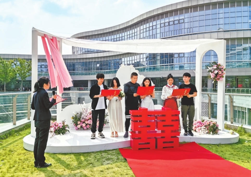 “最美婚姻登記點(diǎn)”長(zhǎng)啥樣