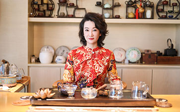 美人潭|創(chuàng)業(yè)女神 李雙雙（香港）國(guó)際美容集團(tuán)董事長(zhǎng)李雙宏：天下因女人而精彩