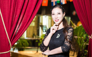 美人潭|創(chuàng)業(yè)女神 花藝師王靜：以花為媒，因愛生愛