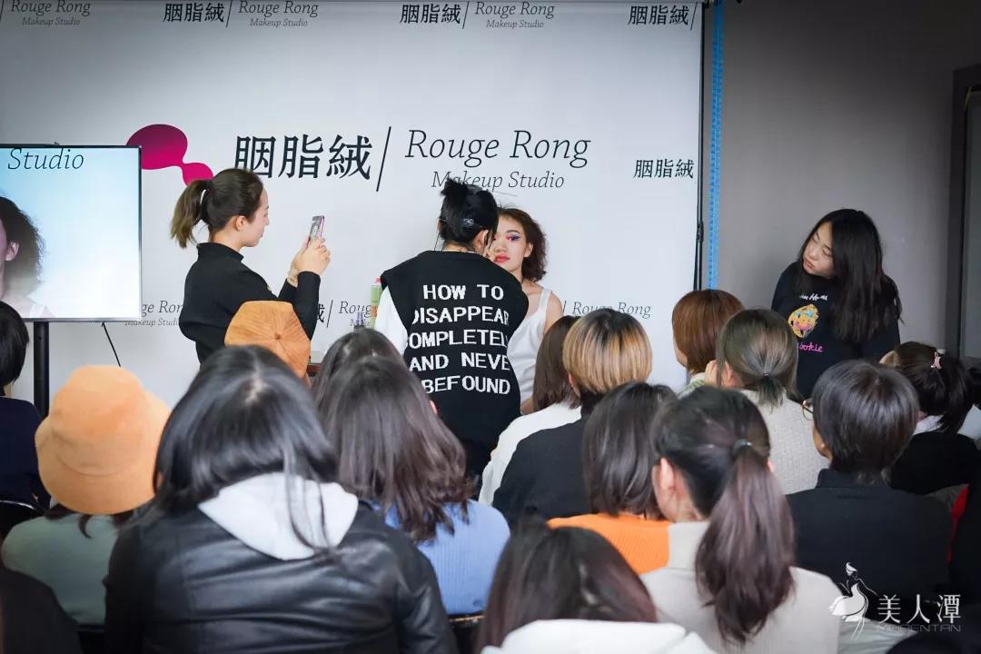 美人潭|創(chuàng)業(yè)女神 胭脂絨創(chuàng)始人張瑢：一路叛逆，一路成長(zhǎng)