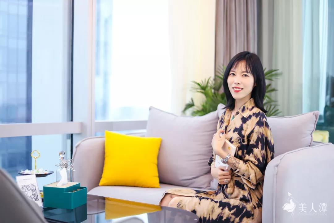 美人潭|創(chuàng)業(yè)女神 胭脂絨創(chuàng)始人張瑢：一路叛逆，一路成長(zhǎng)