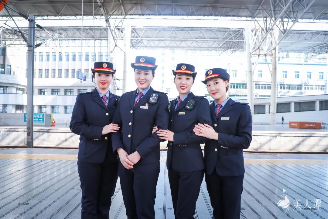 美人潭|職場女神 京焦一組列車長鄭虹:和鐵路一起長大的孩子