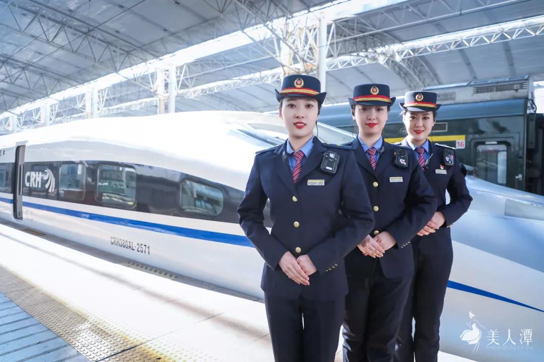 美人潭|職場女神 京焦一組列車長鄭虹:和鐵路一起長大的孩子