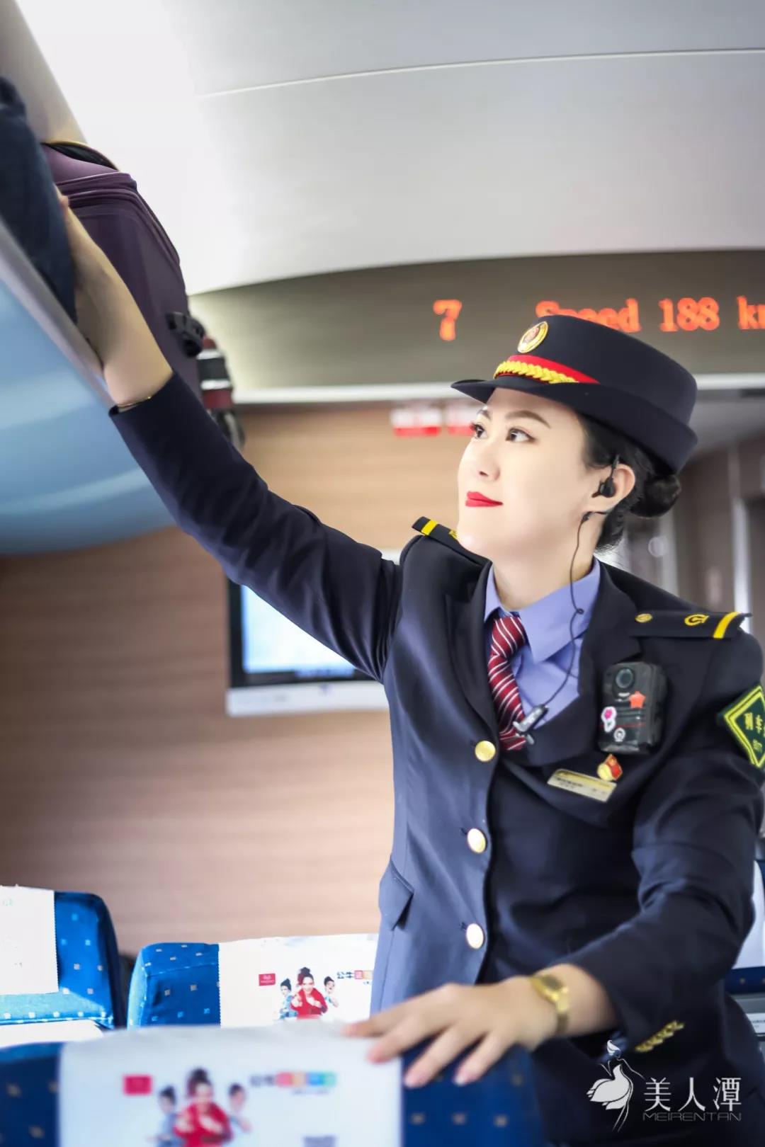 美人潭|職場女神 京焦一組列車長鄭虹:和鐵路一起長大的孩子