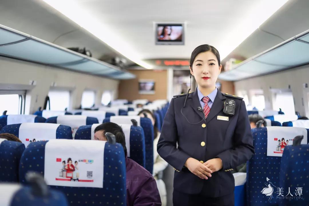 美人潭|職場女神 京焦一組列車長鄭虹:和鐵路一起長大的孩子